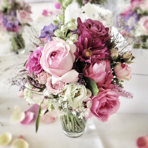 結婚式の花の写真