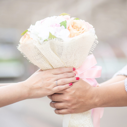 将来結婚しているイメージの写真